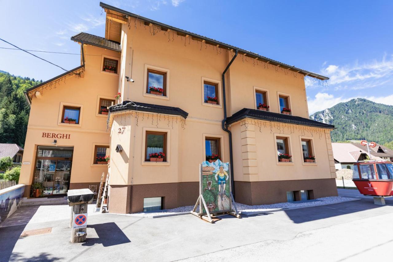 كْرانْيِسكا غورا Berghi Hotel And Apartments المظهر الخارجي الصورة